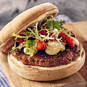 French burger with melted Roquefort | ERU Foodservice